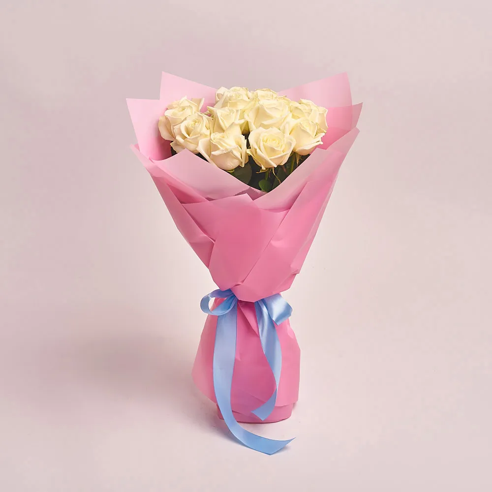 15 белых роз (60 см)