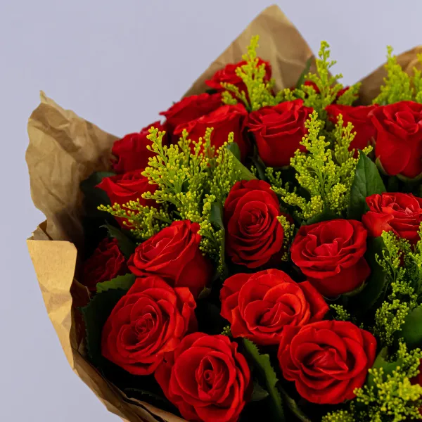 Букет из 29 красных роз