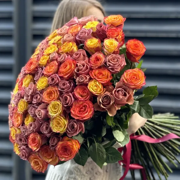 Букет 101 персиковый микс роз эквадор (70см)