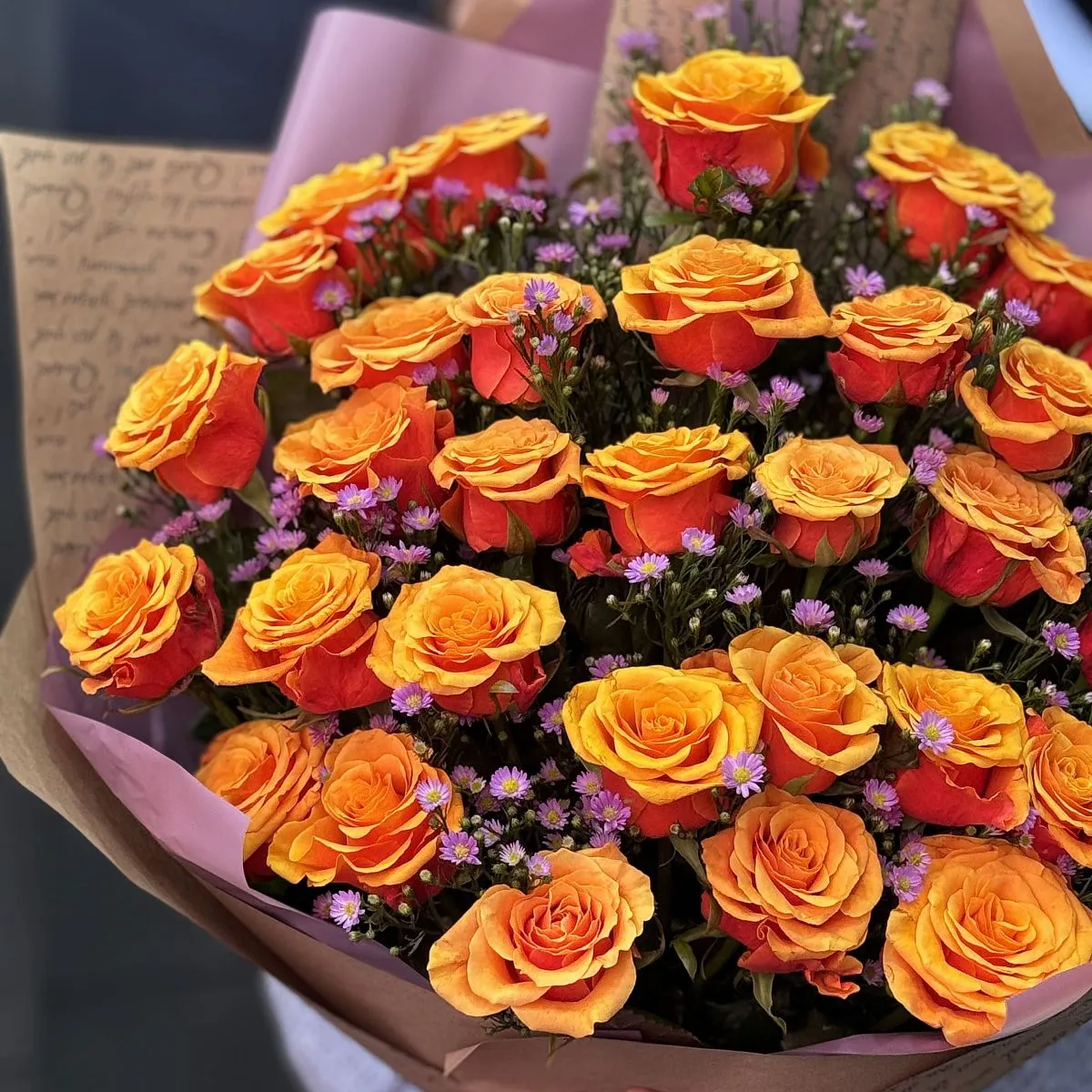 Букет из роз (60 см) и астер