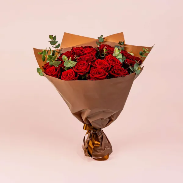 Букет из 25 красных роз (50 см)