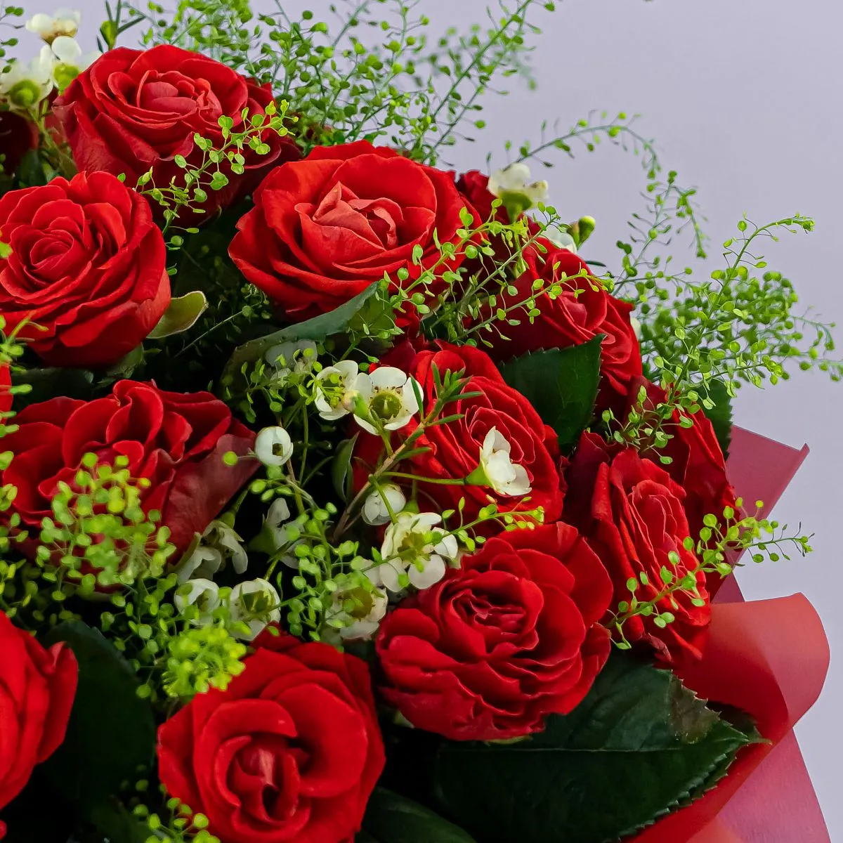 Букет из 27 красных роз