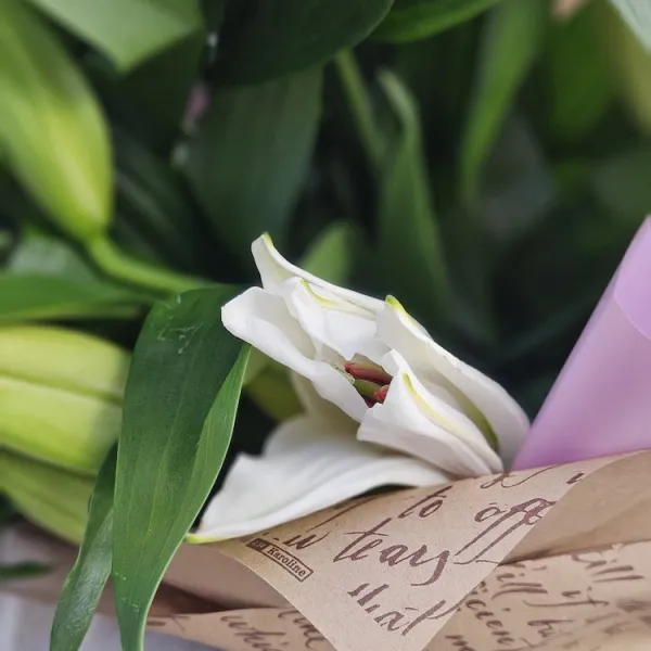 Букет из лилий