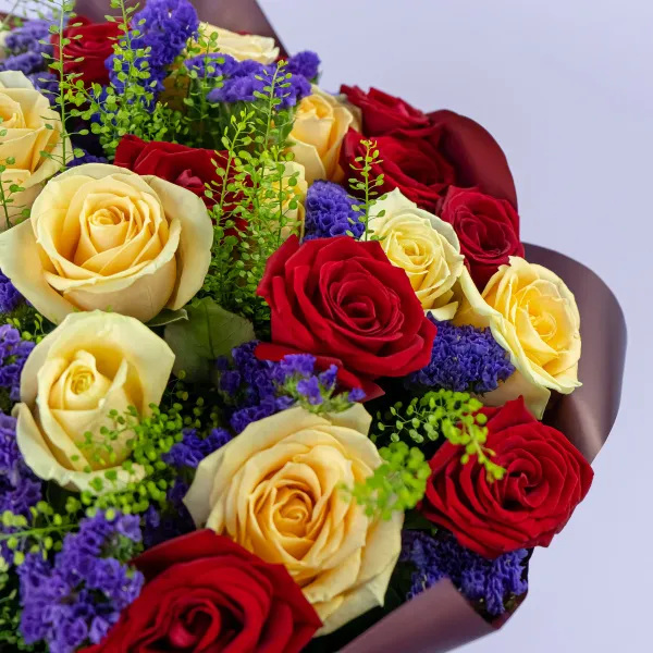 Букет из 35 роз микс