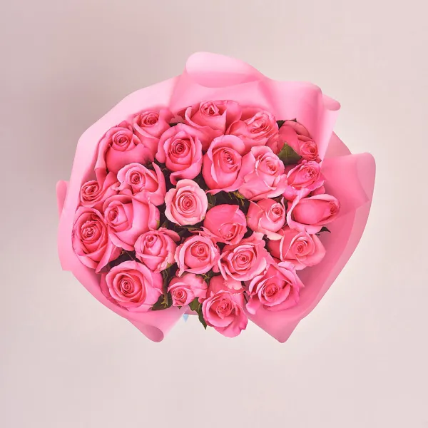 25 розовых роз (60 см)