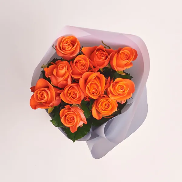 11 ярко-оранжевых роз (60 см)