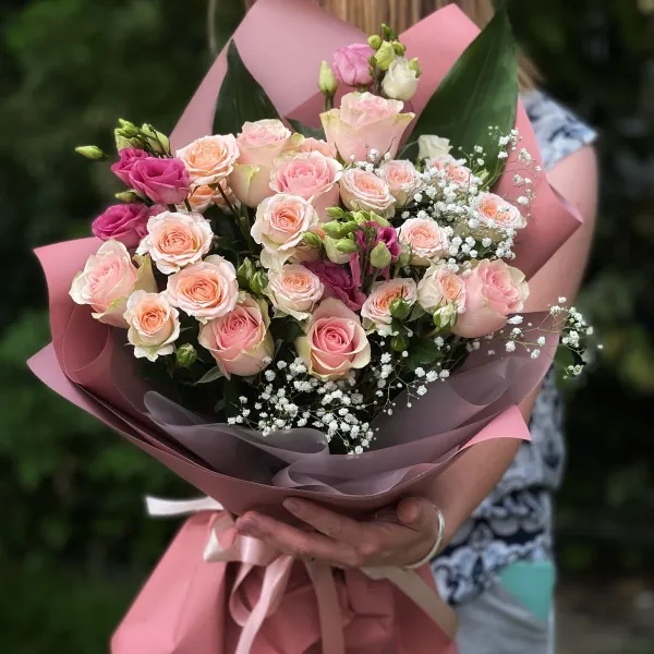 Букет из роз и эустом микс (50 см)