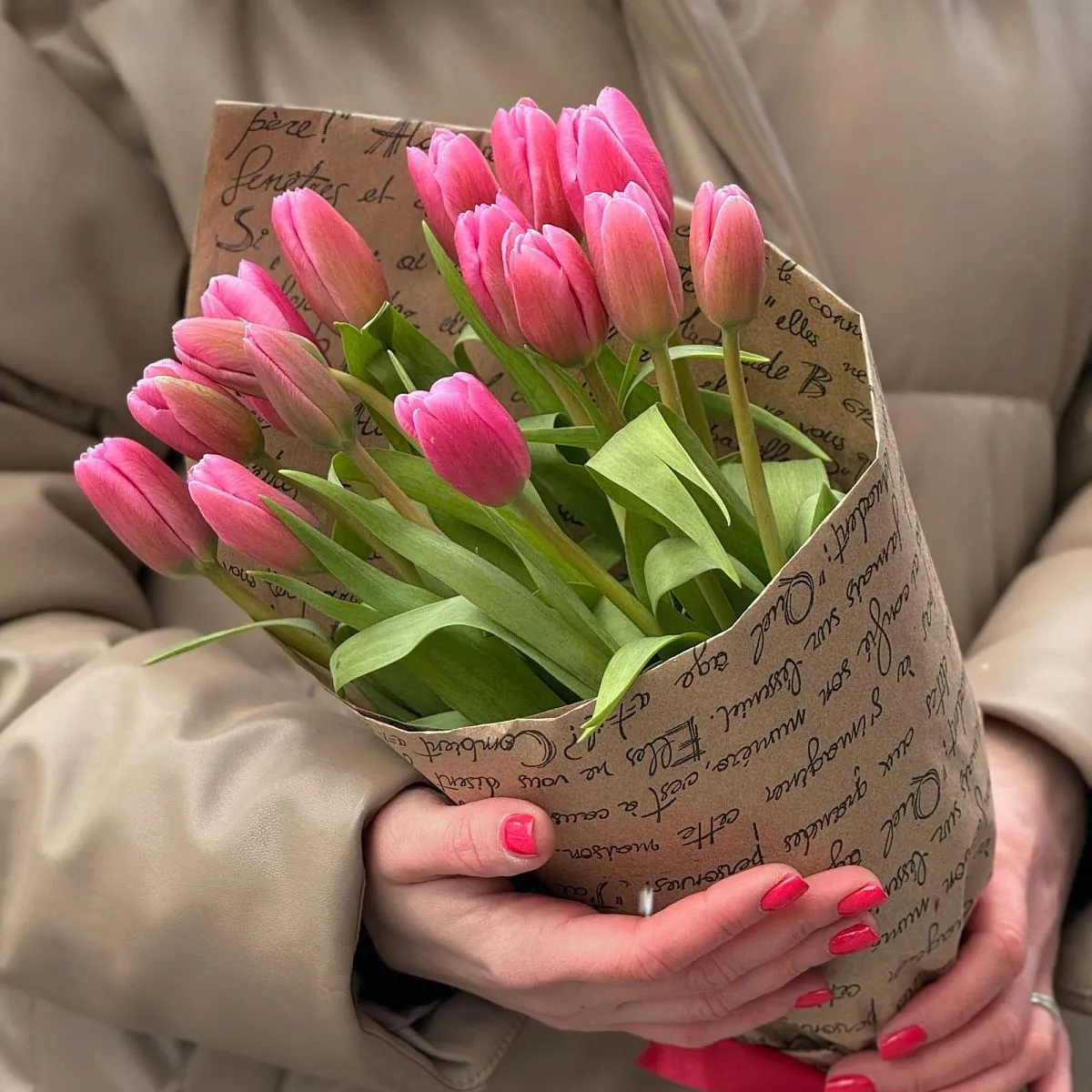 Букет из 15 розовых тюльпанов