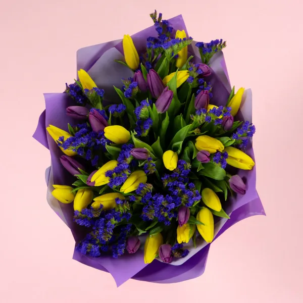 Букет из 35 тюльпанов