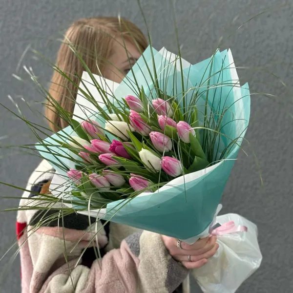 51 тюльпанов и берграсс огромный