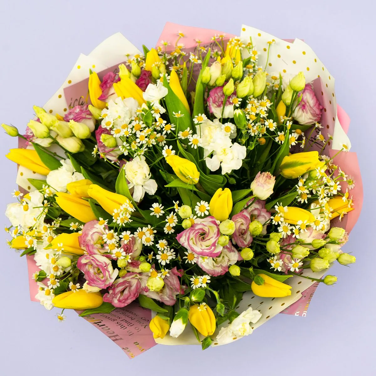 Букет из 25 тюльпанов и эустом