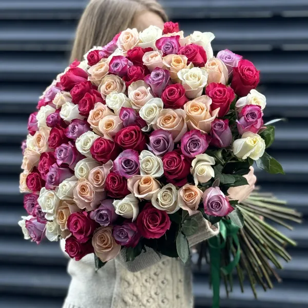 Букет 101 фиолетовый микс роз эквадор (70см)
