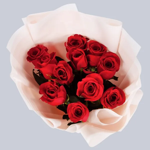 Букет из 11 ярко-красных роз (60 см)