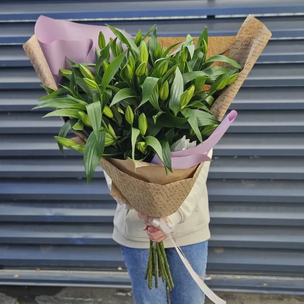 Букет из лилий