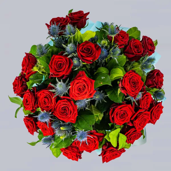 35 роз и эрингиумы