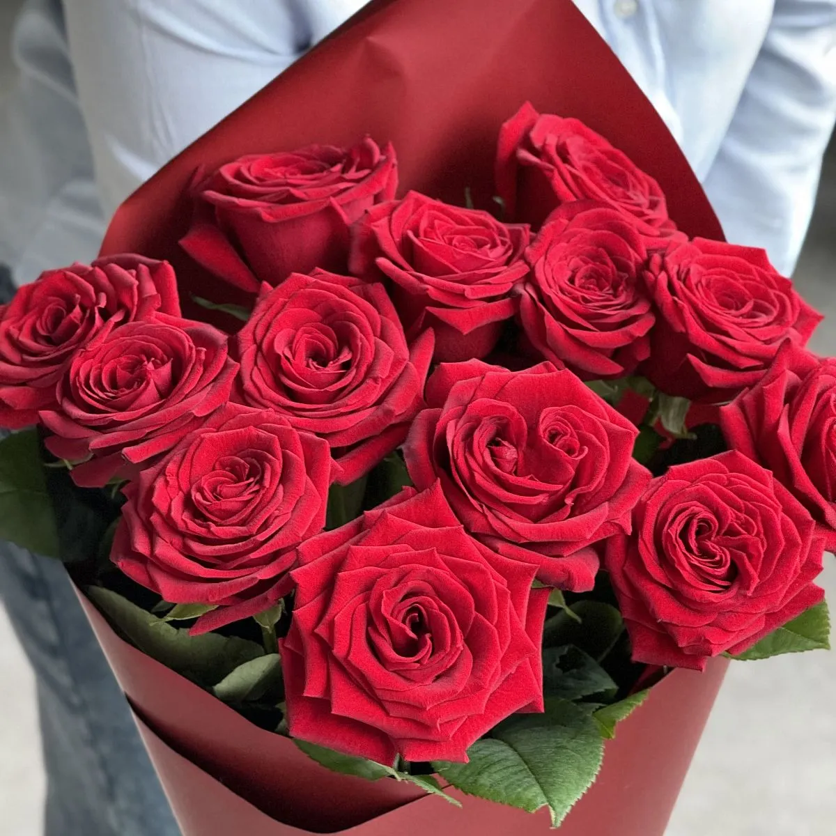 Букет из 13 красных роз (60 см)