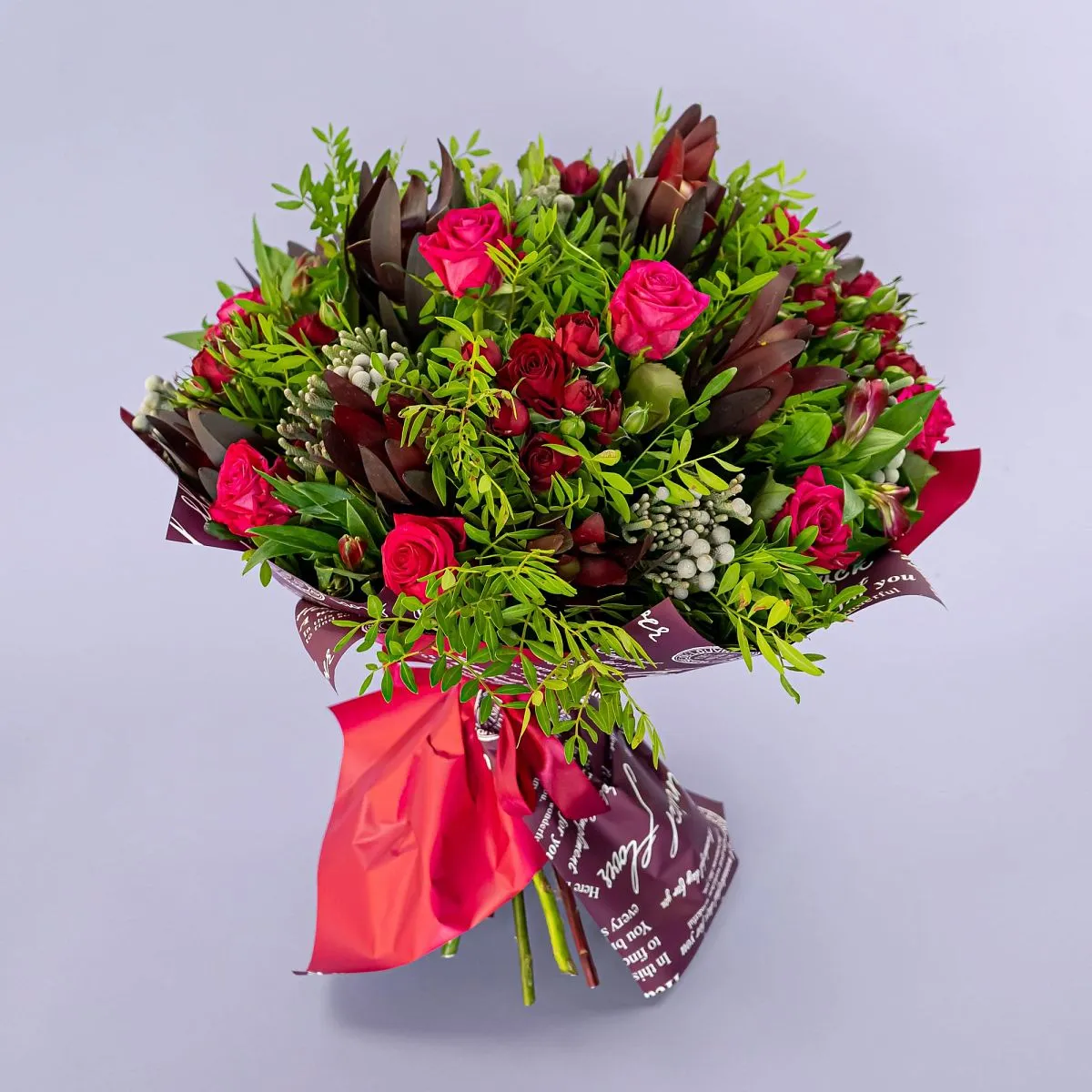 Букет из роз микс и альстромерий