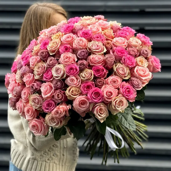 Букет 101 розовый микс роз эквадор (70см)