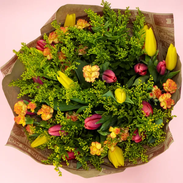 Букет из 23 тюльпанов