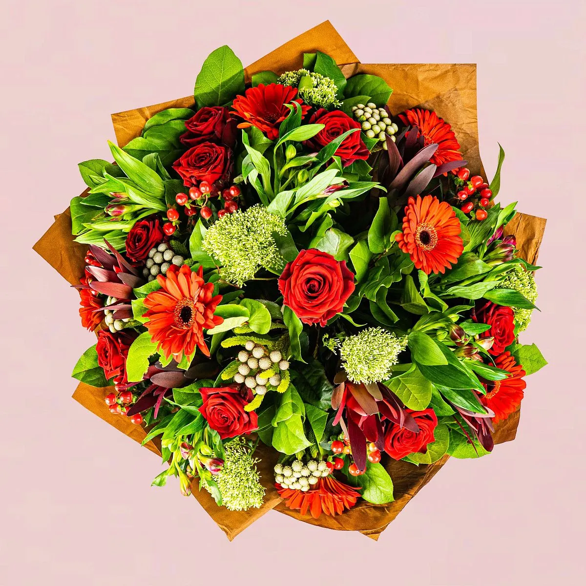 Букет из гербер, роз и альстромерий