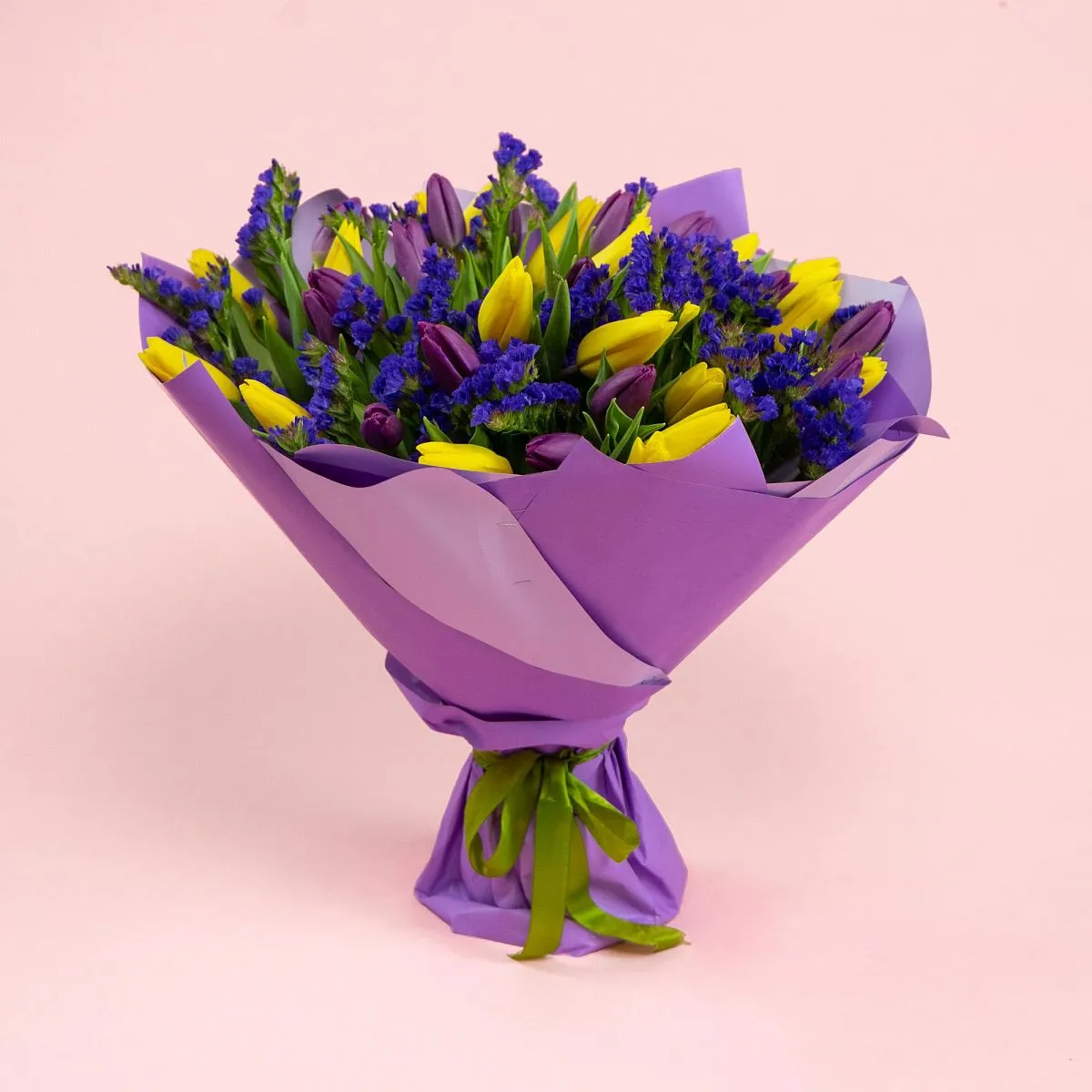 Букет из 35 тюльпанов