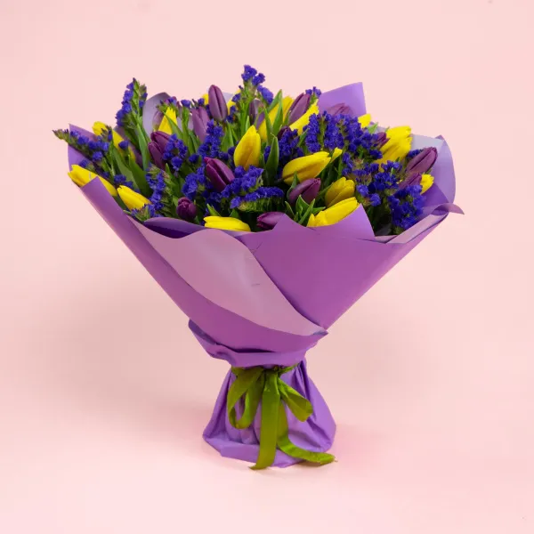 Букет из 35 тюльпанов