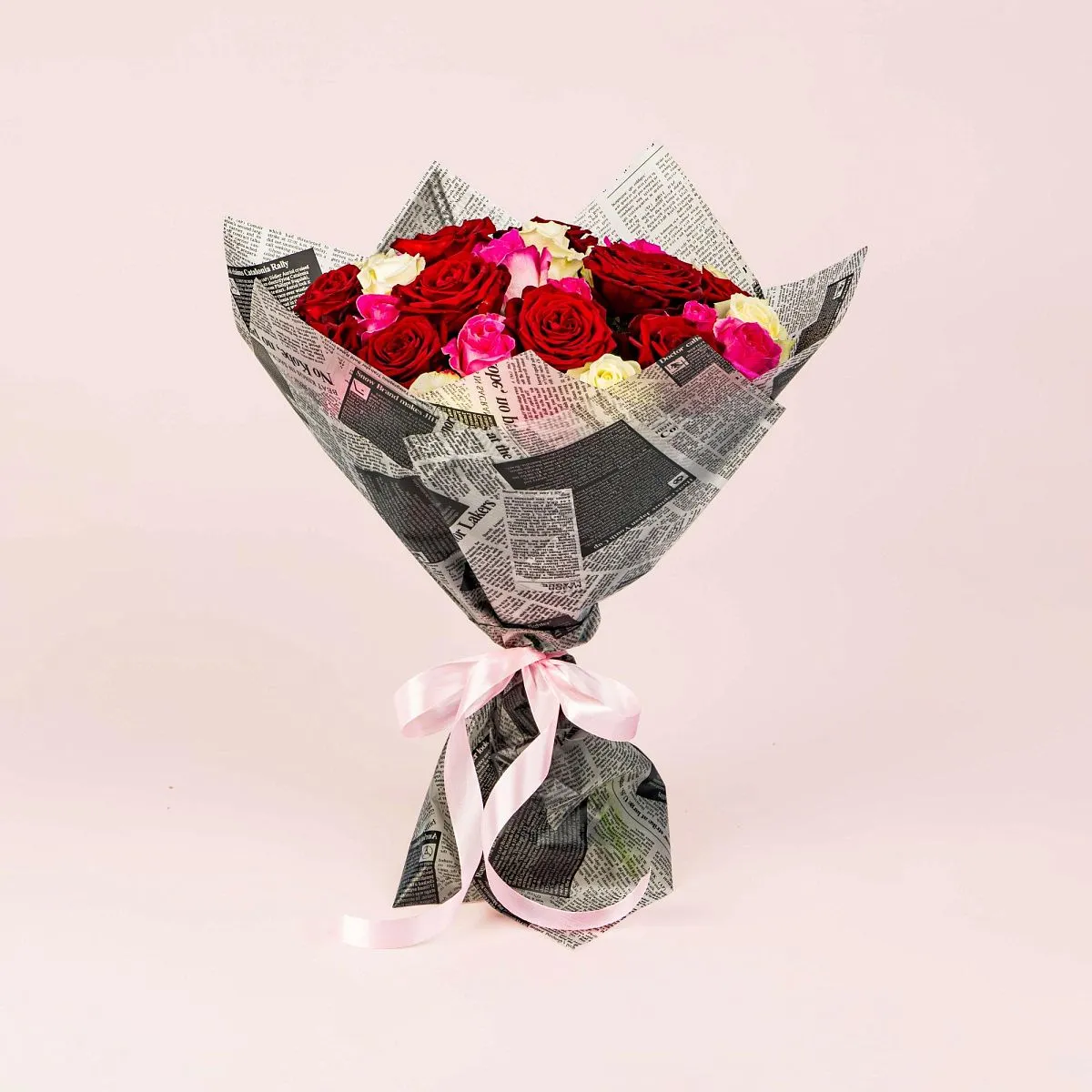 21 роза микс (60 см )