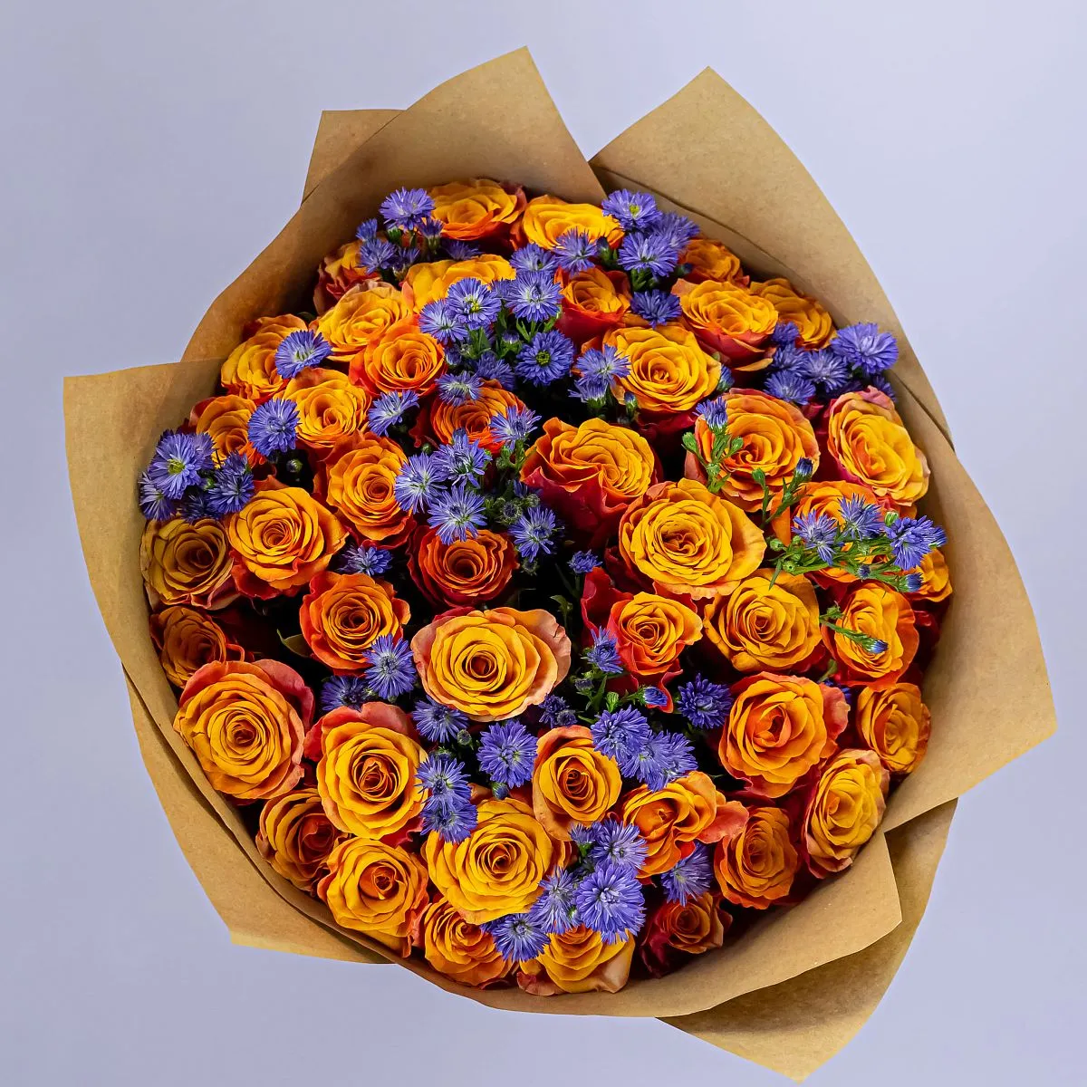 Букет из 45 красно-оранжевых роз