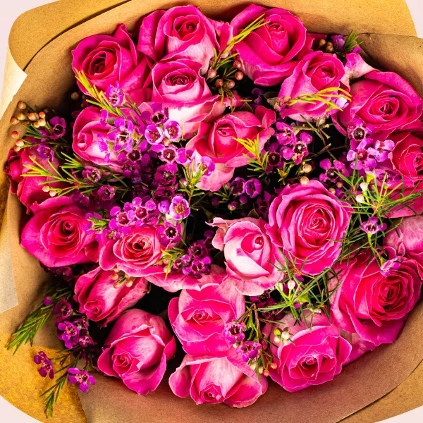 Букет из розовых роз (50 см)