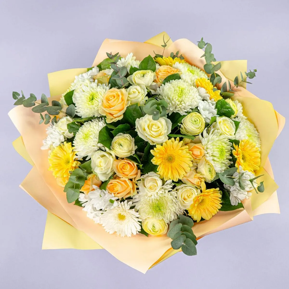 Букет из роз, хризантем микс и гербер